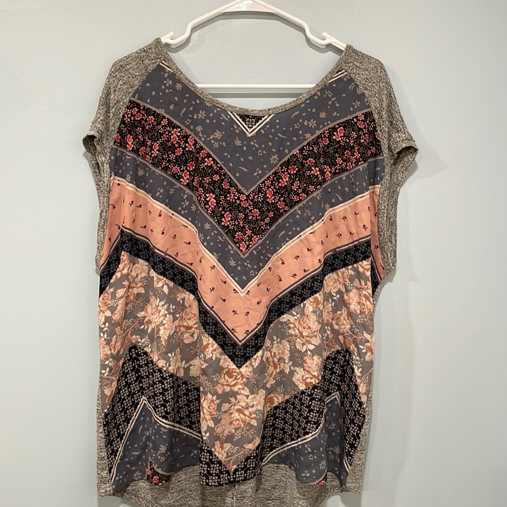Maurice’s pullover shirt 1